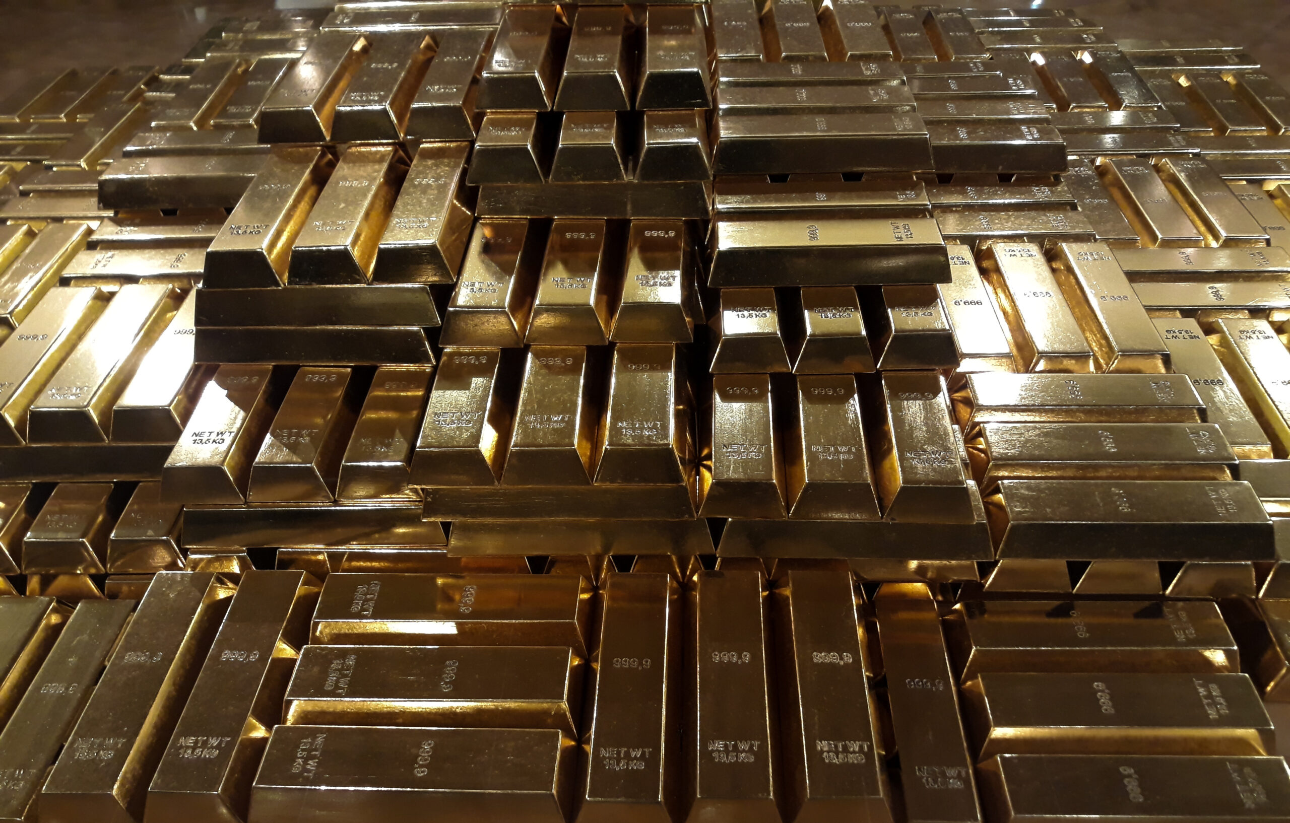 Buying Gold as an Alternative Investment